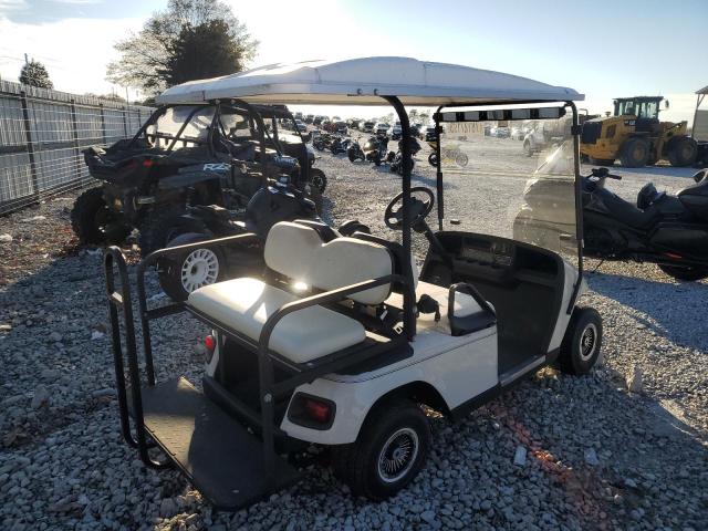 2409229 - 2001 EZGO GOLF CART WHITE photo 4