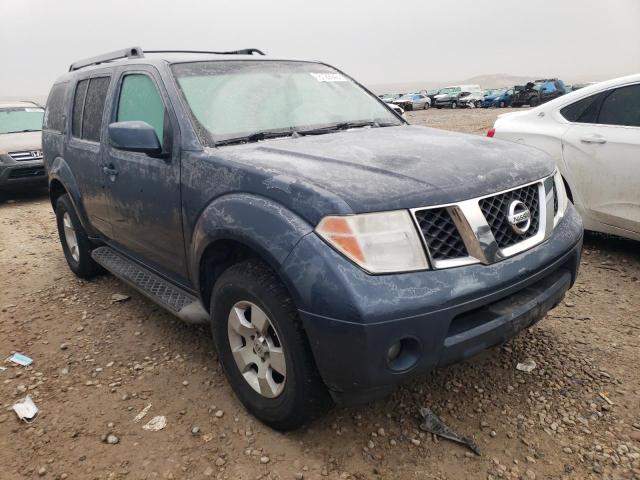 5N1AR18W25C734116 - 2005 NISSAN PATHFINDER LE BLUE photo 4