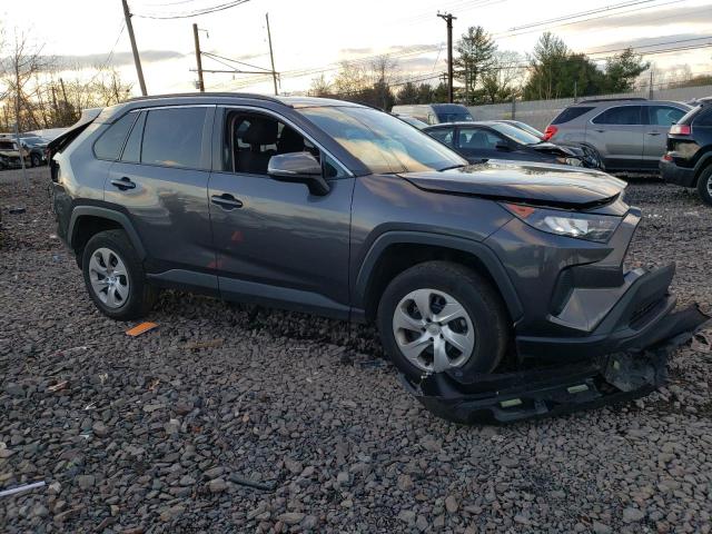 2T3G1RFV9KW081582 - 2019 TOYOTA RAV4 LE GRAY photo 4