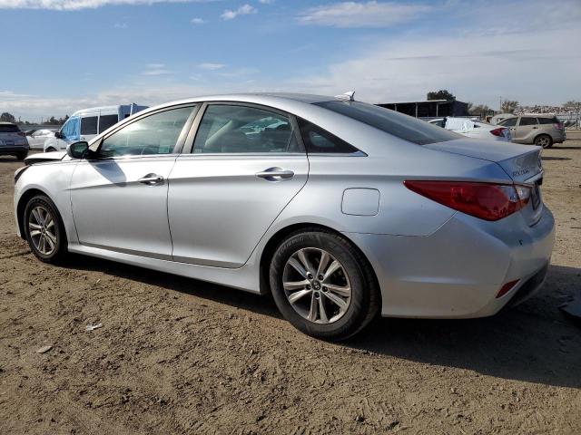 5NPEB4AC5EH939087 - 2014 HYUNDAI SONATA GLS SILVER photo 2