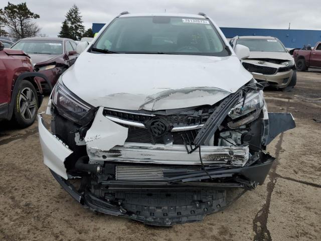 KL4CJESB7MB300578 - 2021 BUICK ENCORE PREFERRED WHITE photo 5