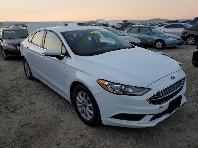 3FA6P0G72JR162583 - 2018 FORD FUSION S WHITE photo 4