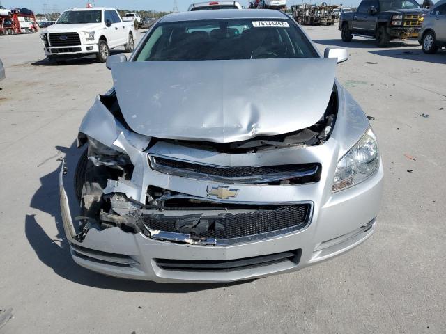 1G1ZC5E09CF324692 - 2012 CHEVROLET MALIBU 1LT SILVER photo 5