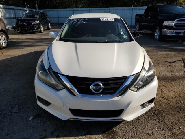 1N4AL3AP6HC143088 - 2017 NISSAN ALTIMA 2.5 WHITE photo 5