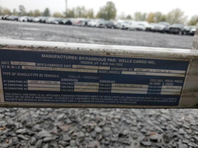 1W4200D1934047707 - 2003 WELLS CARGO ENCLSDTRLR შავი ფოტო 10