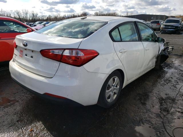 KNAFK4A68G5616554 - 2016 KIA FORTE LX WHITE photo 3