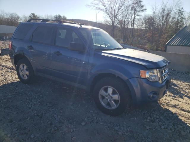 1FMCU93789KD00123 - 2009 FORD ESCAPE XLT BLUE photo 4