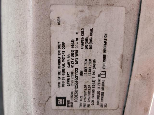 1GDE5C1255F531123 - 2005 GMC C5500 C5C042 WHITE photo 10