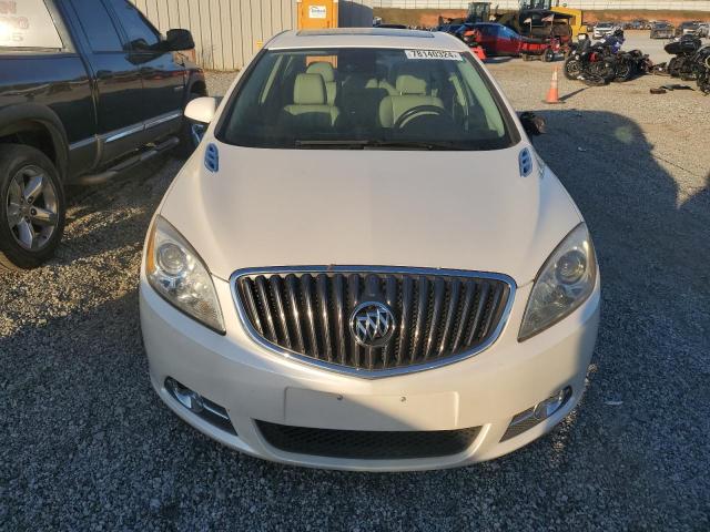 1G4PS5SK8F4206944 - 2015 BUICK VERANO WHITE photo 5