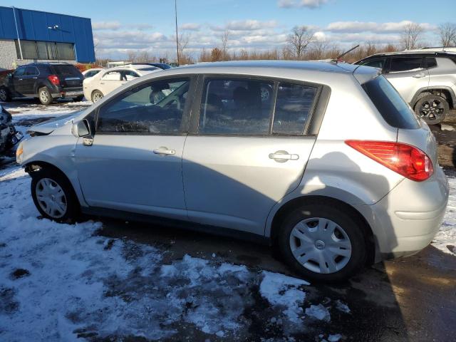 3N1BC1CP9CL363440 - 2012 NISSAN VERSA S SILVER photo 2