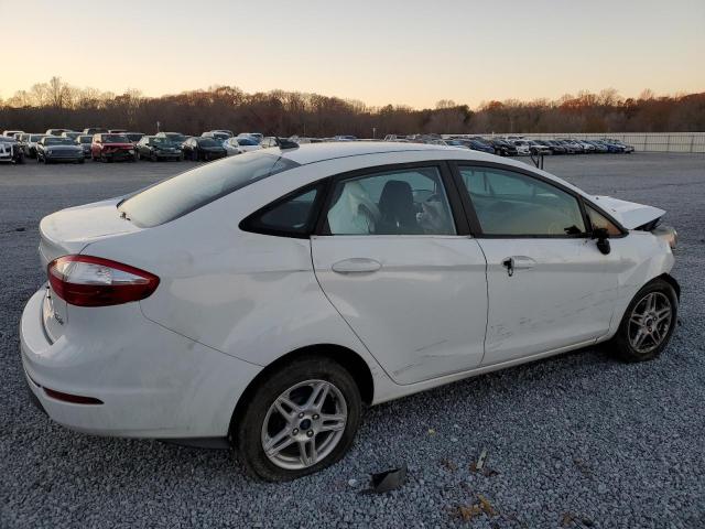 3FADP4BJ7KM155127 - 2019 FORD FIESTA SE WHITE photo 3