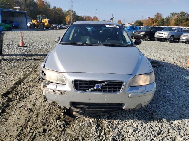 YV1RS592552444466 - 2005 VOLVO S60 2.5T SILVER photo 5