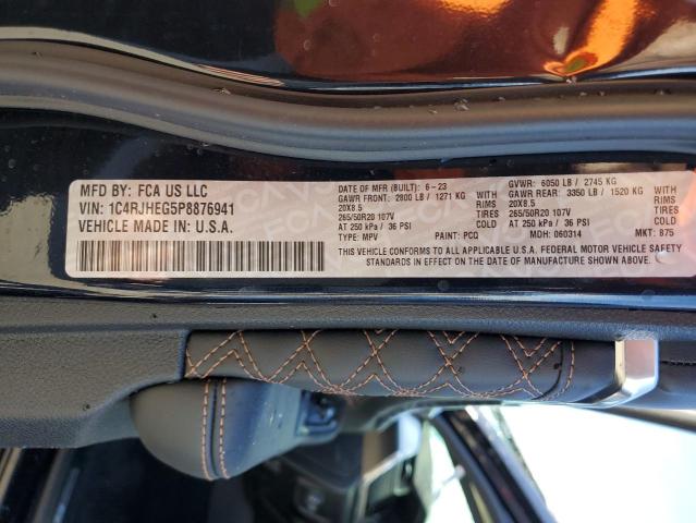 1C4RJHEG5P8876941 - 2023 JEEP GRAND CHER SUMMIT შავი ფოტო 14
