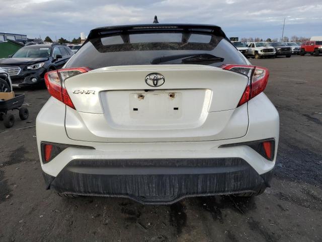 JTNKHMBX7K1047182 - 2019 TOYOTA C-HR XLE WHITE photo 6