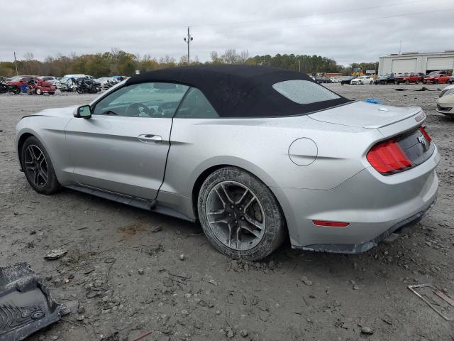 1FATP8UH7J5156540 - 2018 FORD MUSTANG SILVER photo 2
