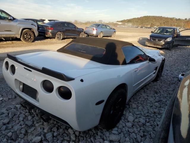 1G1YY32G415118282 - 2001 CHEVROLET CORVETTE WHITE photo 3