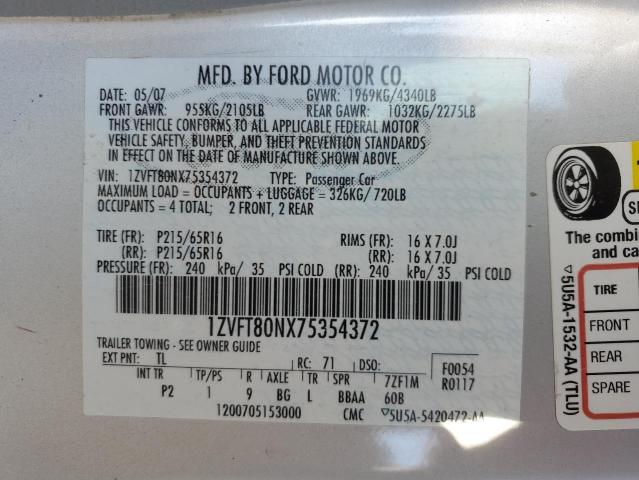 1ZVFT80NX75354372 - 2007 FORD MUSTANG SILVER photo 12
