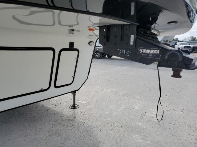 4YDF37628M4703795 - 2021 KEYSTONE MONTANA 白色 照片 8