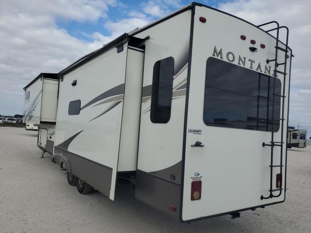 4YDF38122L4702444 - 2017 KEYSTONE MONTANA WHITE photo 3