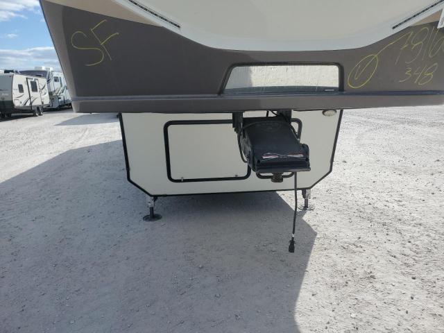 4YDF38122L4702444 - 2017 KEYSTONE MONTANA WHITE photo 7