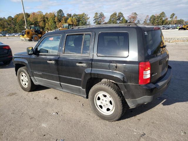 1C4NJRBB4DD233755 - 2013 JEEP PATRIOT SPORT BLACK photo 2