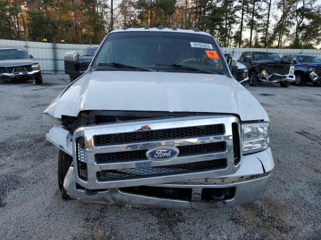 1FTSW31F3XEA82122 - 1999 FORD F350 SRW SUPER DUTY WHITE photo 5