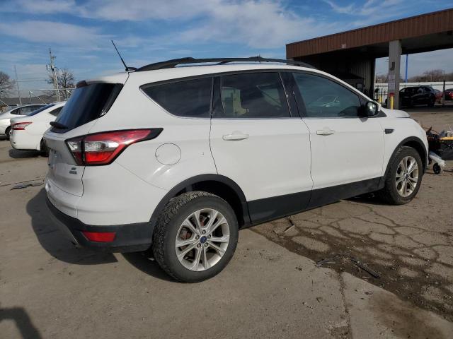 1FMCU0GDXHUC04914 - 2017 FORD ESCAPE SE WHITE photo 3