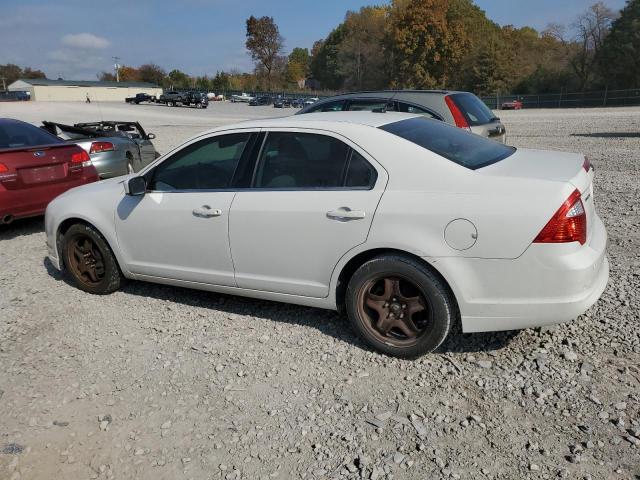 3FAHP0HA9AR136971 - 2010 FORD FUSION SE WHITE photo 2