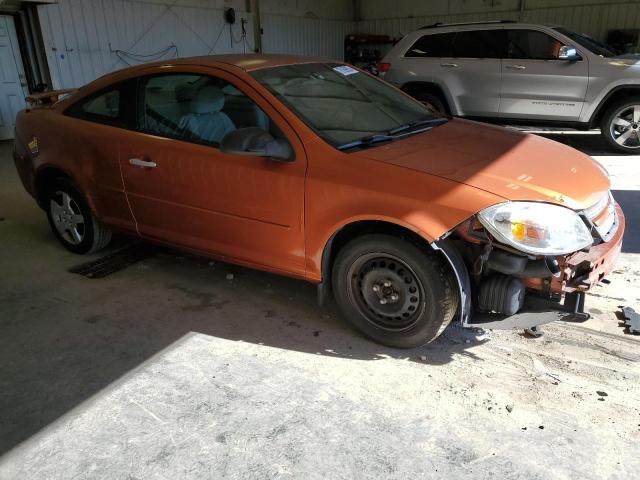 1G1AK12F557545592 - 2005 CHEVROLET COBALT ORANGE photo 4