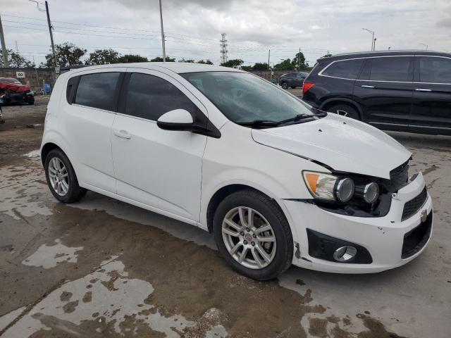 1G1JC6SHXF4165016 - 2015 CHEVROLET SONIC LT WHITE photo 4