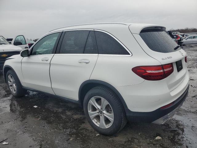 WDC0G4KB1HF261609 - 2017 MERCEDES-BENZ GLC 300 4MATIC WHITE photo 2