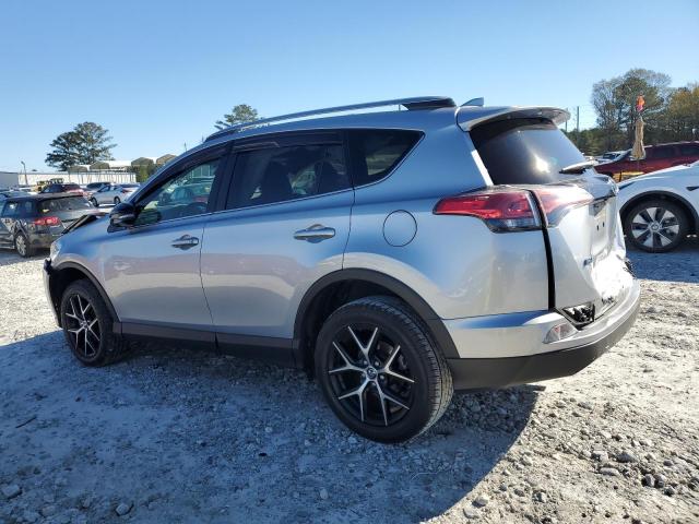 JTMNFREVXJJ184646 - 2018 TOYOTA RAV4 SE SILVER photo 2