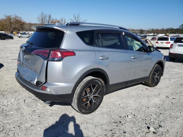 JTMNFREVXJJ184646 - 2018 TOYOTA RAV4 SE SILVER photo 3