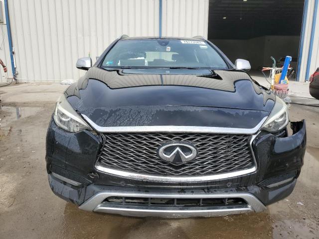 SJKCH5CR4HA035737 - 2017 INFINITI QX30 BASE 黑色 照片 5