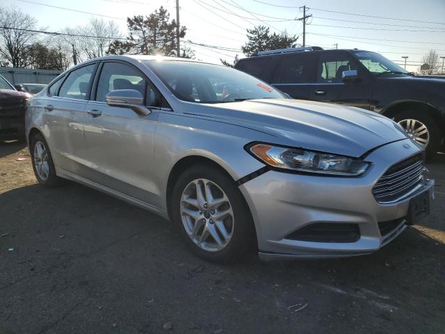 3FA6P0H75DR154593 - 2013 FORD FUSION SE SILVER photo 4