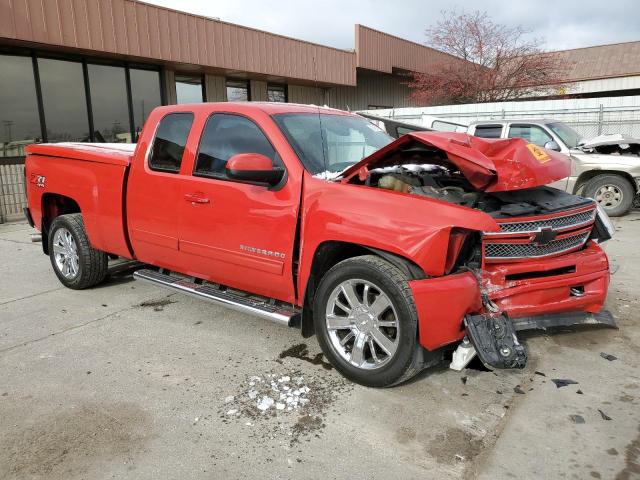 1GCRKSE71CZ191687 - 2012 CHEVROLET SILVERADO K1500 LT RED photo 4