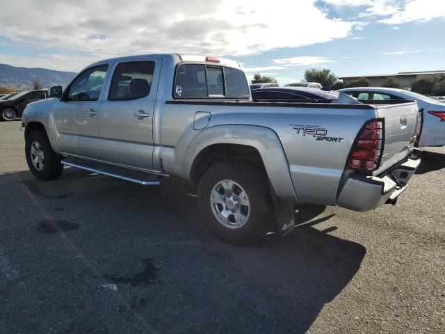 5TEKU72N87Z334432 - 2007 TOYOTA TACOMA DOUBLE CAB PRERUNNER LONG BED SILVER photo 2