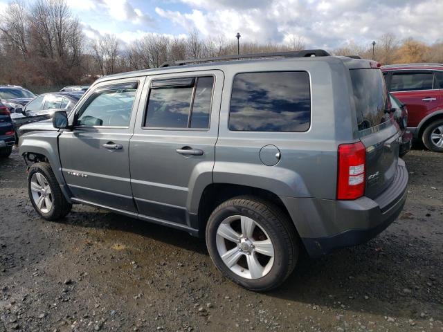 1C4NJRFB6CD564555 - 2012 JEEP PATRIOT LATITUDE GRAY photo 2