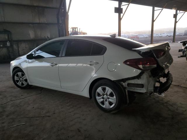 3KPFK4A70JE183593 - 2018 KIA FORTE LX WHITE photo 2