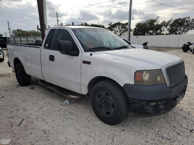 1FTRF12267NA40106 - 2007 FORD F150 WHITE photo 4