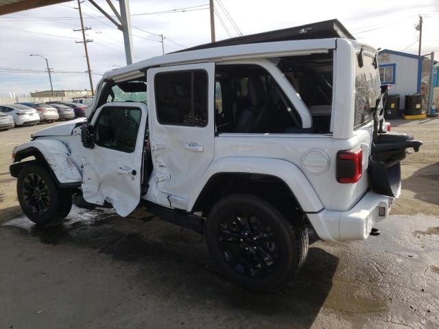 1C4HJXEN3PW578436 - 2023 JEEP WRANGLER SAHARA WHITE photo 2