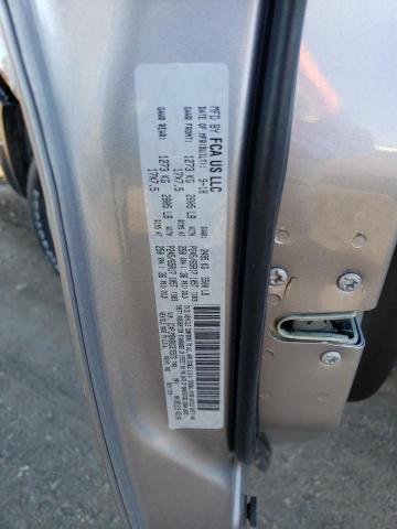 1C4PJMBX8KD315573 - 2019 JEEP CHEROKEE TRAILHAWK SILVER photo 12