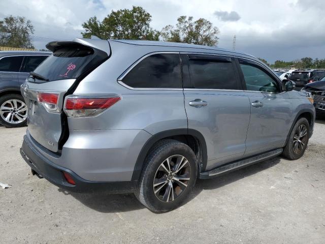 5TDKKRFH1GS501412 - 2016 TOYOTA HIGHLANDER XLE SILVER photo 3