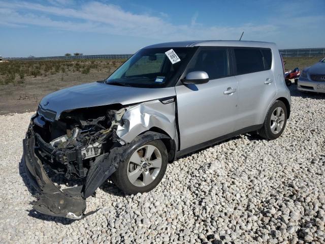 KNDJN2A25K7677394 - 2019 KIA SOUL SILVER photo 1