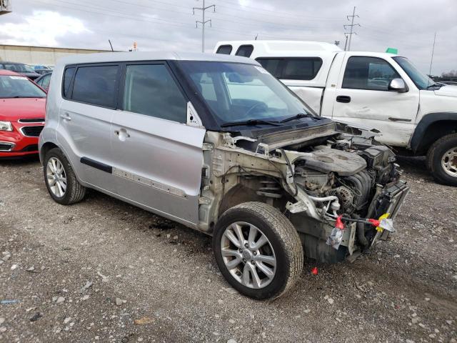 KNDJT2A63D7530969 - 2013 KIA SOUL + SILVER photo 4