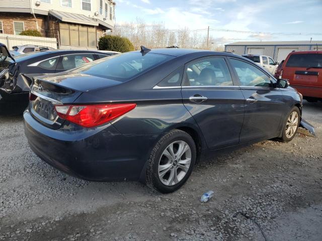 5NPEC4AC9BH292864 - 2011 HYUNDAI SONATA SE BLACK photo 3