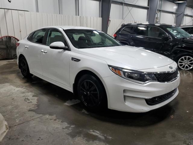 5XXGT4L31GG049235 - 2016 KIA OPTIMA LX WHITE photo 4