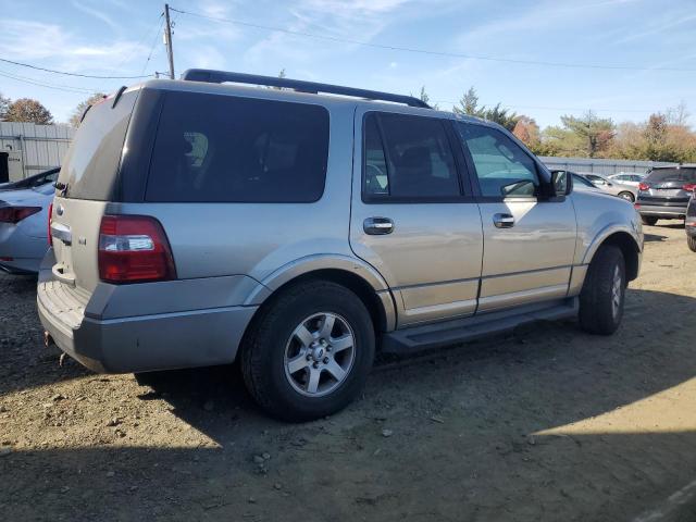 1FMFU16599LA07849 - 2009 FORD EXPEDITION XLT GRAY photo 3