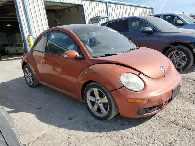 3VWRG3AGXAM019277 - 2010 VOLKSWAGEN NEW BEETLE ORANGE photo 4
