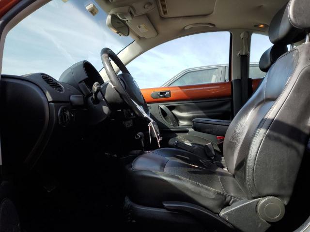 3VWRG3AGXAM019277 - 2010 VOLKSWAGEN NEW BEETLE ORANGE photo 7